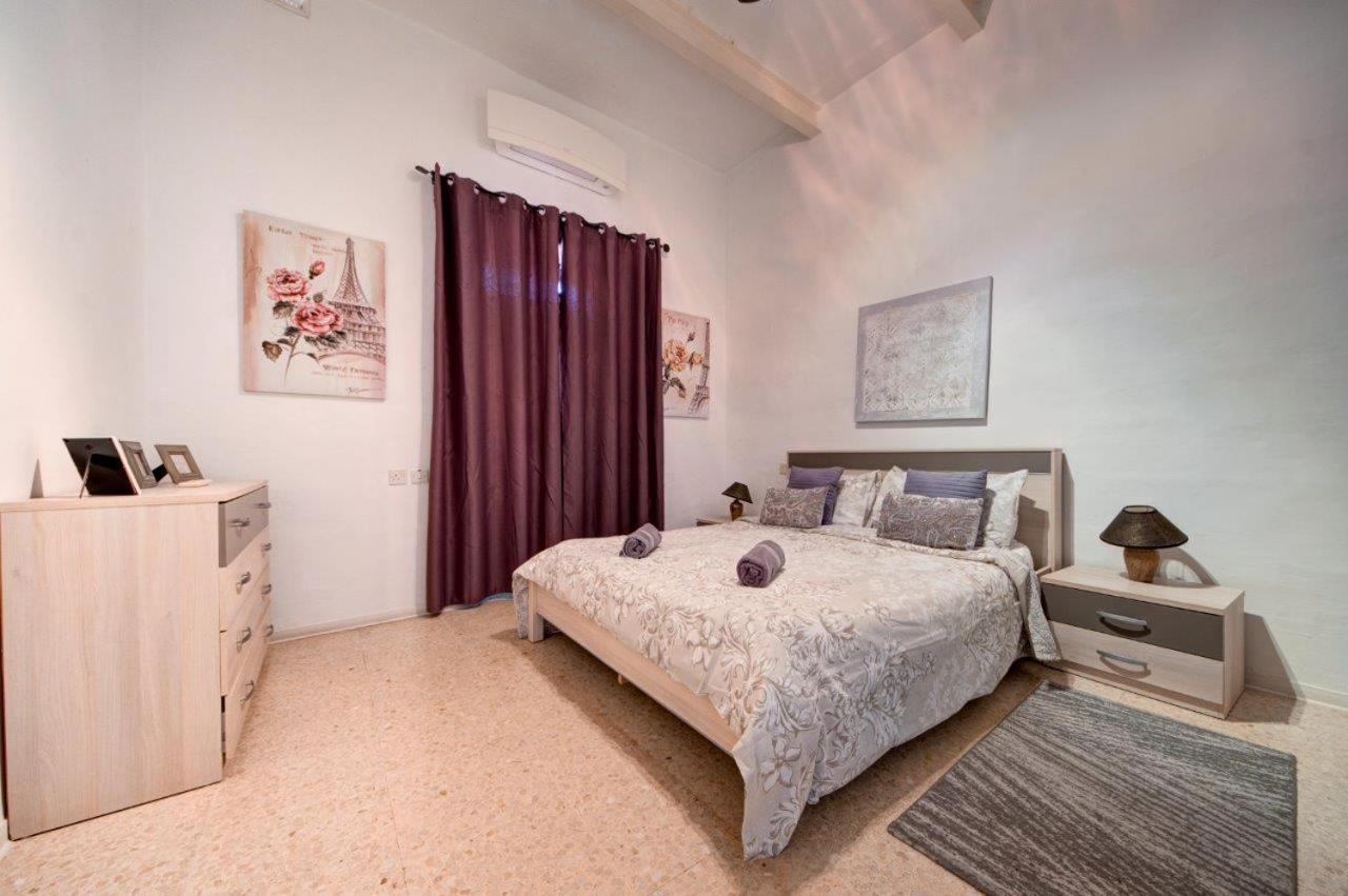 Valletta 2 Bedroom Sleeps 6 Apartment Walking Distance To Centre And The Sea Екстер'єр фото