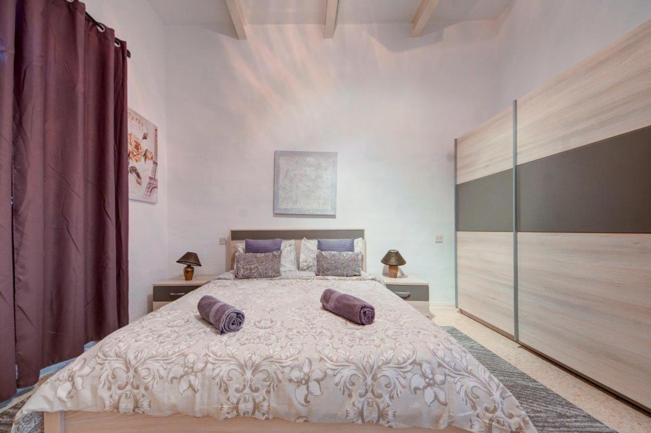 Valletta 2 Bedroom Sleeps 6 Apartment Walking Distance To Centre And The Sea Екстер'єр фото